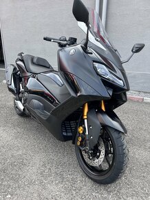 Yamaha TMAX 560 TECH MAX 2024