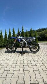 Yamaha YZF 250 - 1