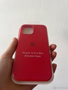 Červený kryt na iPhone 12 Pro Max