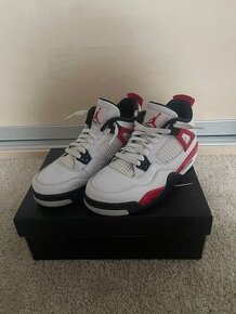 Air jordan 4 retro red cement