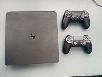 Predám Playstation 4 Slim 500 GB + 2ks Dualshock 4