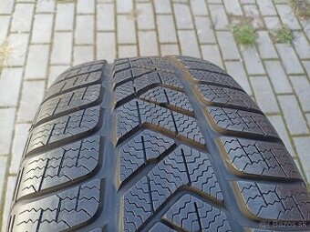 Zimné pneu Pirelli Sottozero 3 245/40 R20 XL