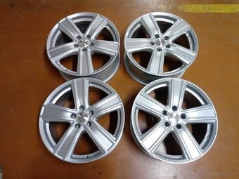 Nove alu disky Dezent R18, 5x112