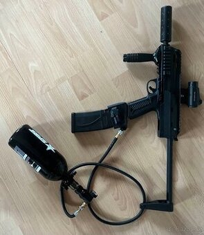 Predám Airsoftovú repliku Aap01 v MP7 Konverzí