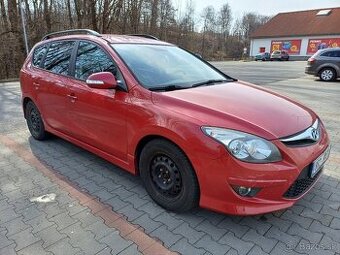 Hyundai i30 1.6 CRDi CW - 2012 - ČR - 1