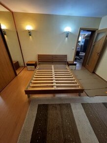 Manželská posteľ 200x160cm