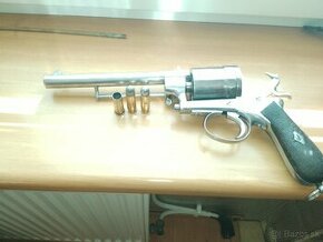 Originál revolver Gasser 1870