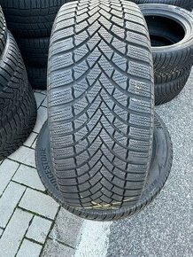 205/55R17 Bridgestone - 1