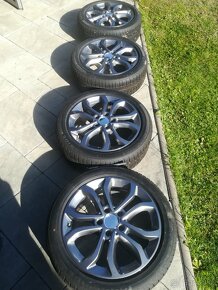 Originál disky s pneu mercedes 205/50r17