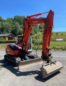 Kubota KX080