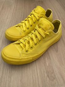 Žlté Converse