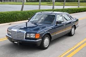 Kúpim Mercedes W126