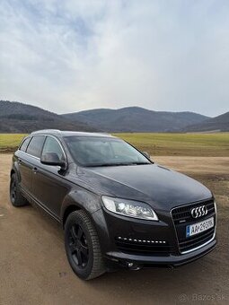 Audi Q7 4.2 FSI V8 QUATTRO