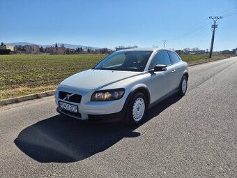 Volvo C30 1.6 Benzín