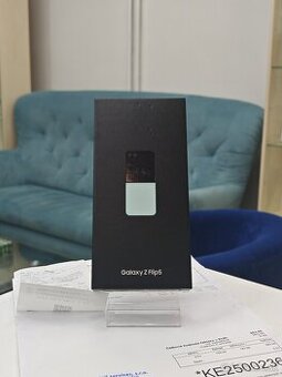 Samsung Galaxy Z Flip 5 | ZÁRUKA 2 ROKY - 1