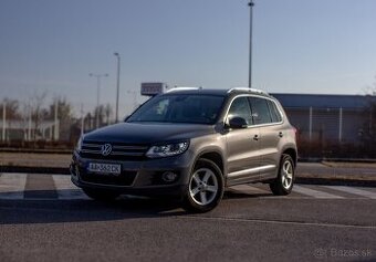 Volkswagen Tiguan 2.0TDI LOUNGE 4X4 AUTOMAT - 1