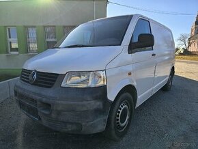 Volkswagen Transporter T5 1.9 TDi