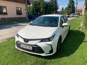 Predám Toyota Corolla rok výroby 12/2022 (7000km) - 1