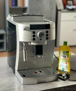 Automatický kávovar Delonghi Magnifica S