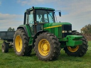 John Deere 6910