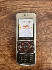 Sony Ericsson W395 vysúvačka