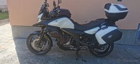 Suzuki DL650 V-strom