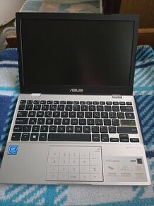 Asus E210M