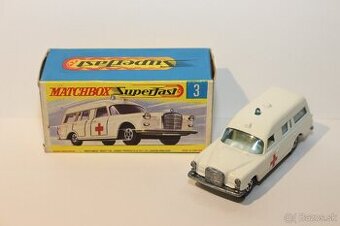 Matchbox SF Mercedes Benz Binz ambulance