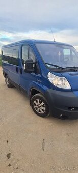 Peugeot Boxer Minibus 8miestné 2.2 88kw 8 miest.