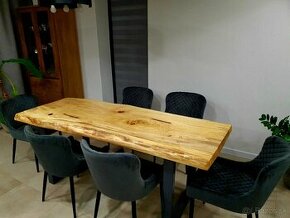 Jedálenský stôl - drevo