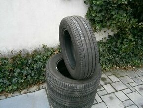 Predám 4x letné pneu Michelin 215/65 R17 99VXL - 1