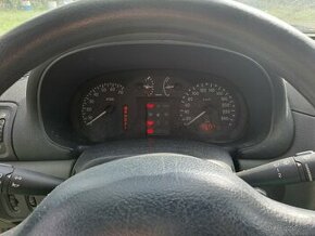 Renault Clio 1.6 automat - 1