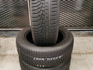 Zimne pneumatiky 235/45/r18