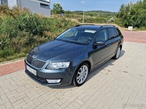 ŠKODA OCTAVIA COMBI 2.0 TDI DSG STYLE