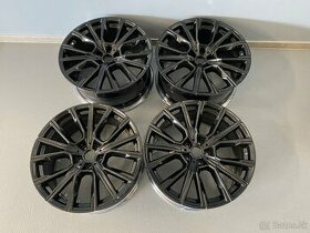 BMW 7 G11 G12 2015-2023 6GT 2020->> ALU DISKY 20” ČIERNE - 1