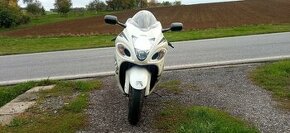 Suzuki hayabusa  gsx 1300 r ,78 kw - 1