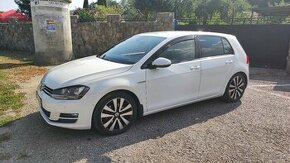 VW GOLF 7 2.0TDI DSG BLUEMOTION - 1