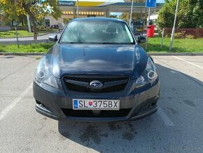 Subaru Legacy 2.5i CVT