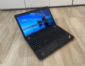 15.6"/Lenovo Notebook/i5-5200/8GB RAM/256GB SSD/2x Grafika