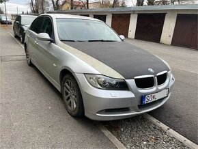 BMW E90 318I Bez Ek