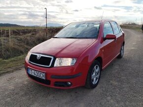 škoda fabia 1.2 htp 47kw rv 2005 palubný pc,elektrické okná,