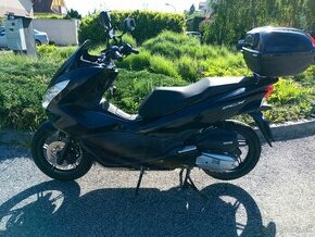 Honda PCX 125, r. 2014, facelift s LED svetlami - 1