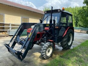 Traktor Zetor 7011