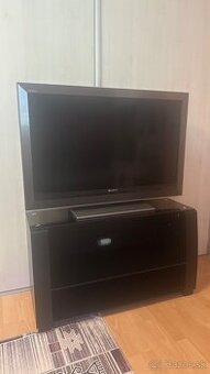 TV Sony Bravia KDL-40W3000 + TV stolík