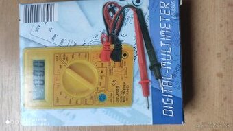 Multimeter digital