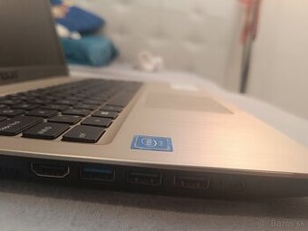 Predám plne funkčný Asus notebook