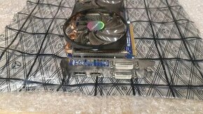 GIGABYTE GTX 660 Ultra Durable 2 2GB - 1