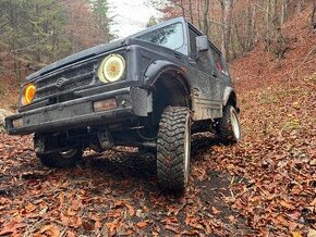 Suzuki Samurai