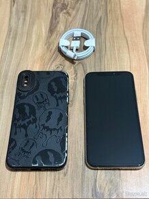 Predám Apple iPhone XS 64GB Silver Stav Nového Telefónu