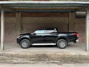 Mitsubishi L 200 L200 2.4 DI-D MIVEC Double Cab Black Editio